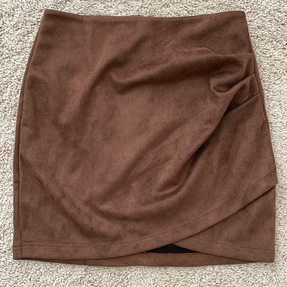Brown suede high-rise skirt